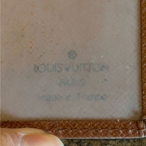 Authentic Louis Vuitton Taiga Leather ID Holder Wallet Light Brown Cognac Color - Picture 4 of 11